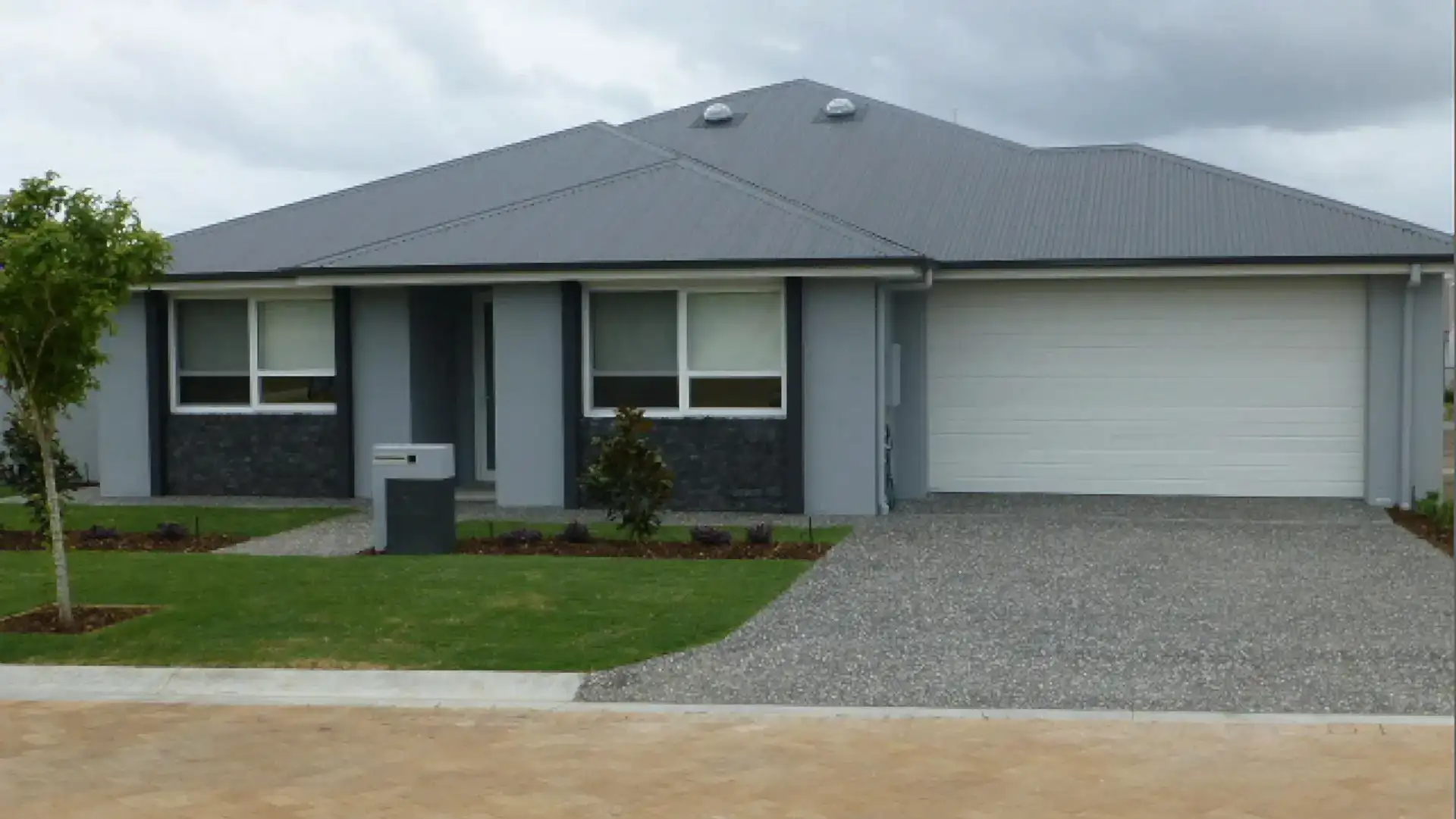 Case-Study-Oakmont-Lane-Sanctuary-Cove