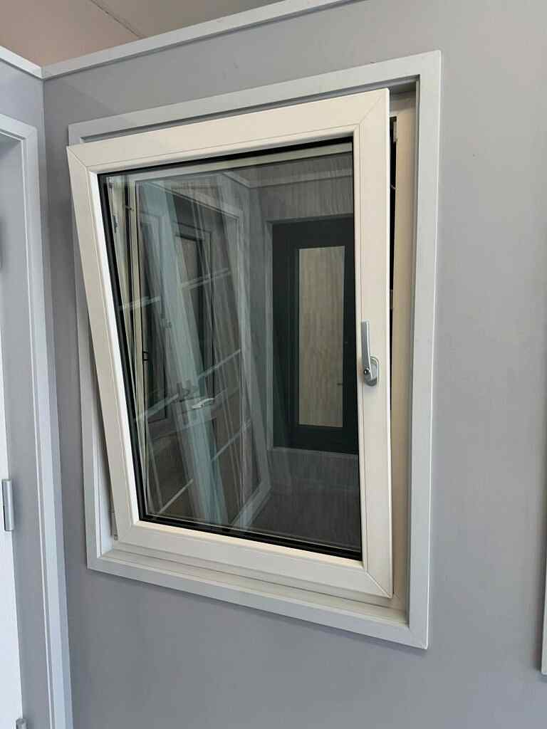 Tilt n Turn windows - EE windows