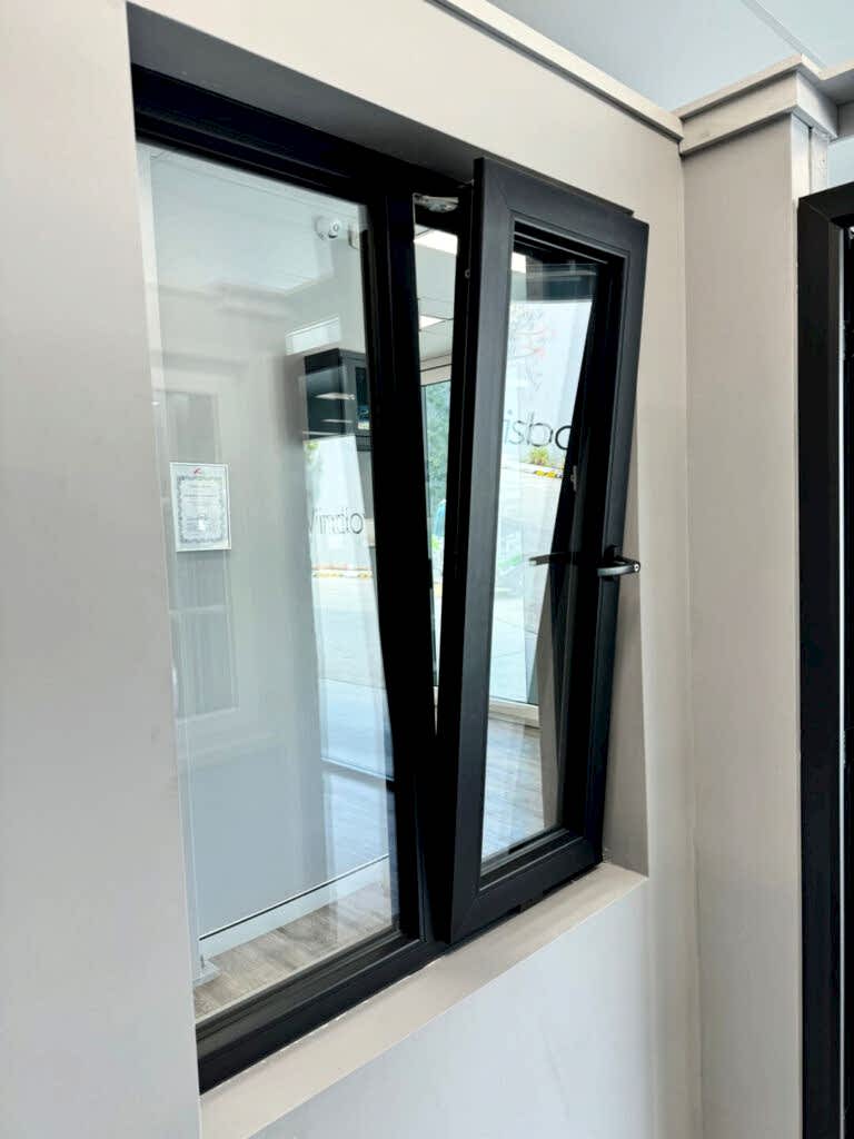 Energy Efficient Windows-Tilt n Turn windows